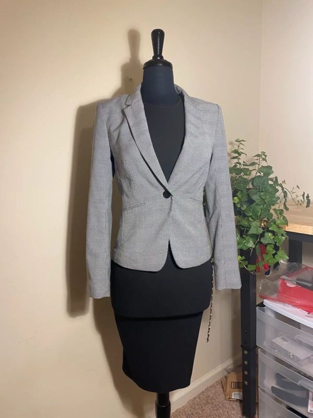 Staple Womens Blazer Gray Lined One Button Pockets Long Sleeve
